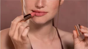 Gingerbread Nude Lipsticks for Dusky Skin Tones Featured Image